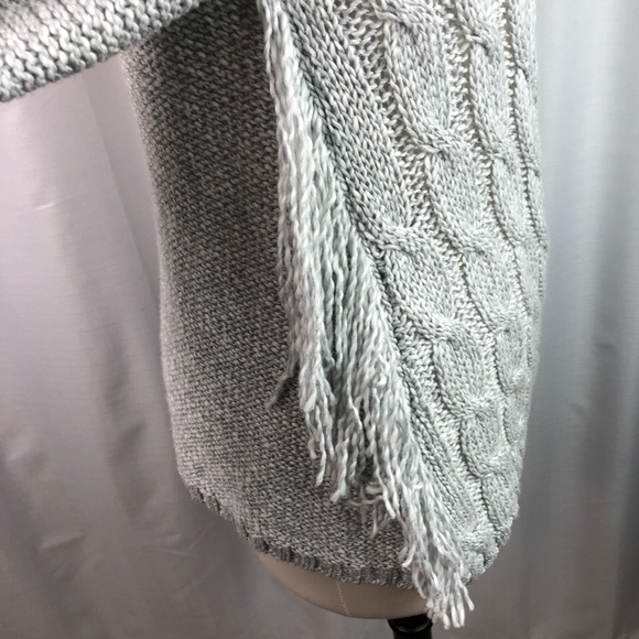 Timing Gray Cable Fringe Sweater L - Picture 7 of 7